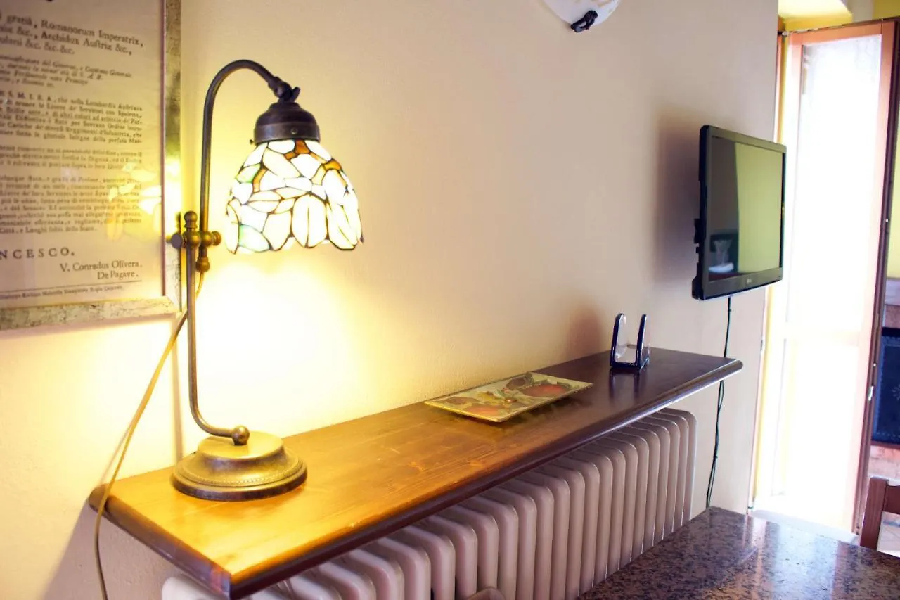 Aparthotel La Casa Sul Sasso In Town Serviced Accommodations Dervio Italy