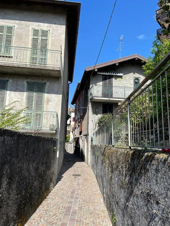 La Casa Sul Sasso In Town Serviced Accommodations Dervio